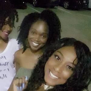 Meet your Posher, Tracee